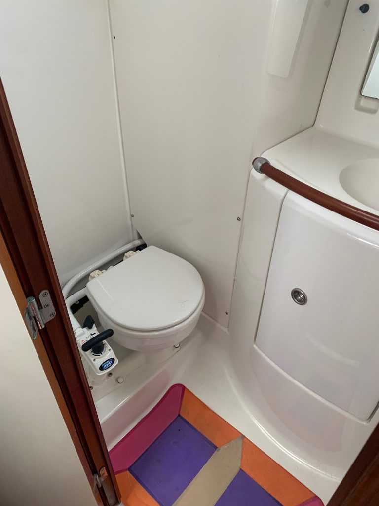 ToiletteAR.jpg