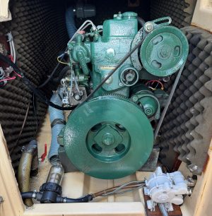 Moteur (accès depuis le carré) 2.jpeg